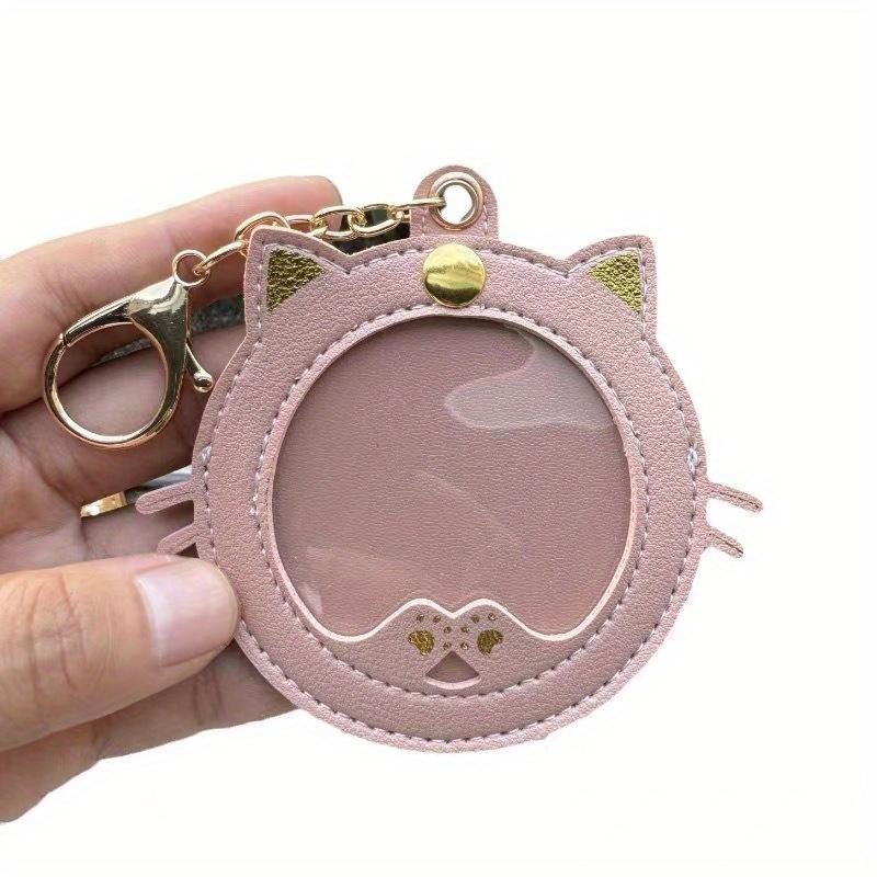 Kedi Şekli Çanta Rozet İğneleri Koruyucu Kılıf 58mm Anime Rozetler için Anahtarlık Kadın Deri Anahtarlık Araba Moto Kolye Doğum Günü Hediyesi
