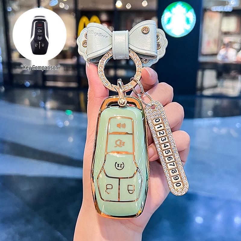 Ford Taurus 17-18 Explorer Mustang Key Case for Women