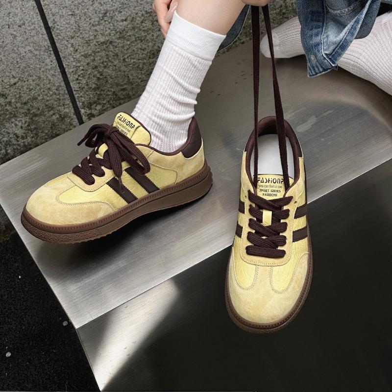 Leather women's autumn new thick-soled heightening sports shoes casual versatile little white shoes fashion board shoes