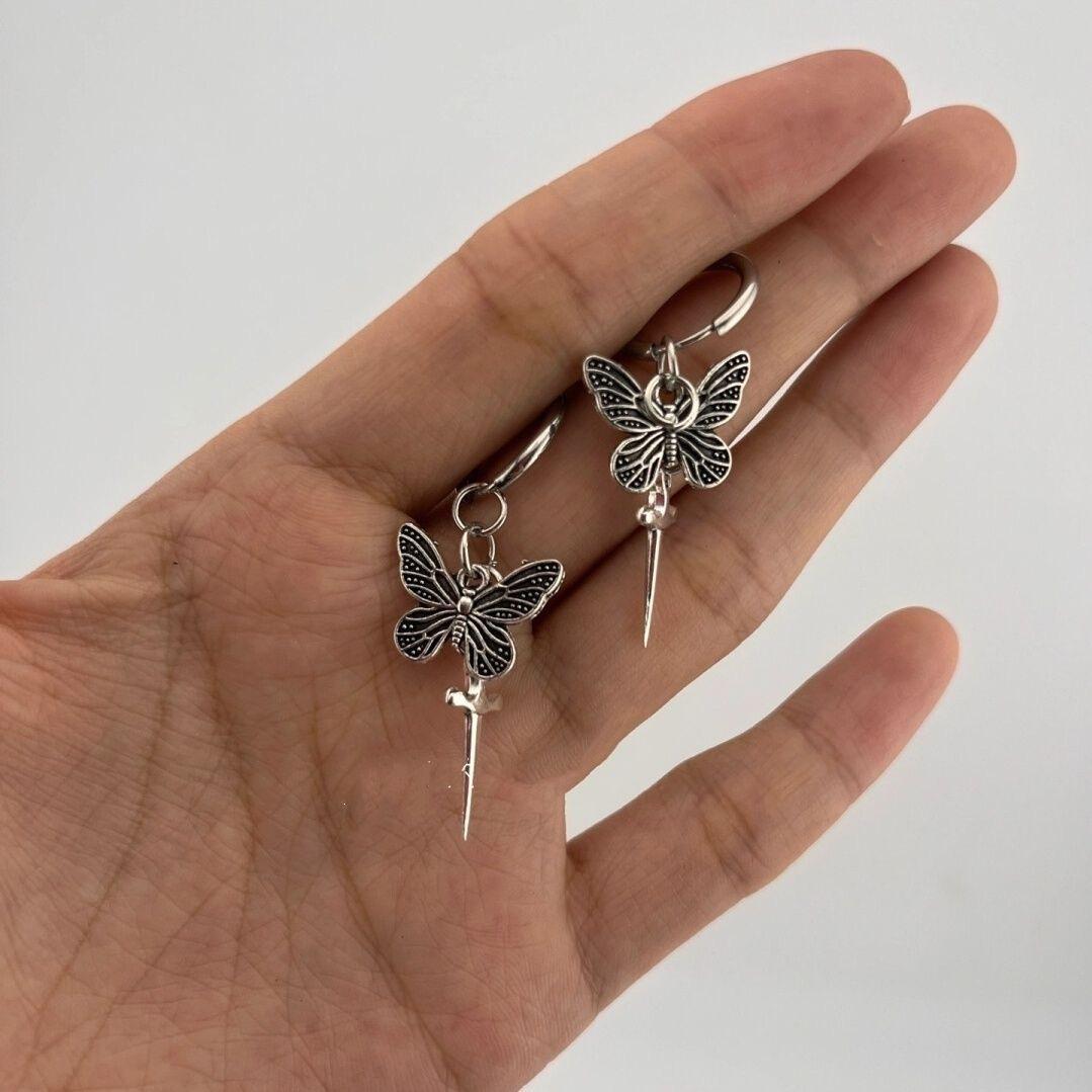 

Gothic Temperament Ancient Silver Butterfly Short Sword Pendant Hoop Earrings for Women Retro Halloween Party Jewelry Accessory
