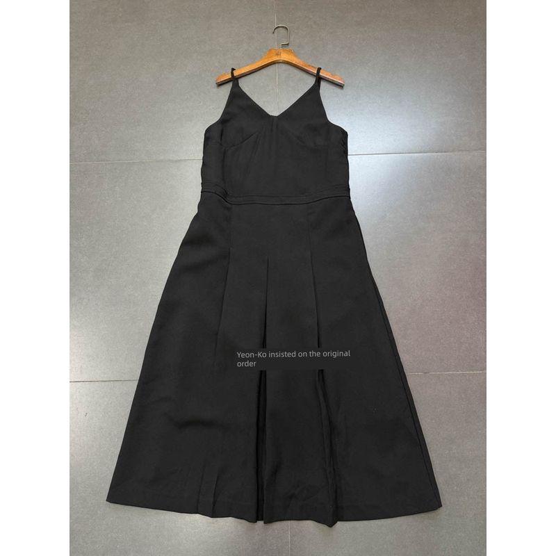 

South Korea Single 8 Seconds Home Black Large Pleated V-neck Brace Strap Dress Commuter s All-Matching Dress 8 seconds black dress M