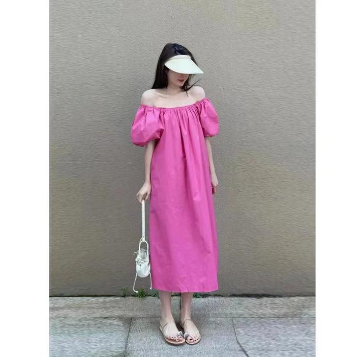 (There is a color) Seaside vacation one-word collar off-the-shoulder suspender skirt French temperament loose long skirt covering the meat