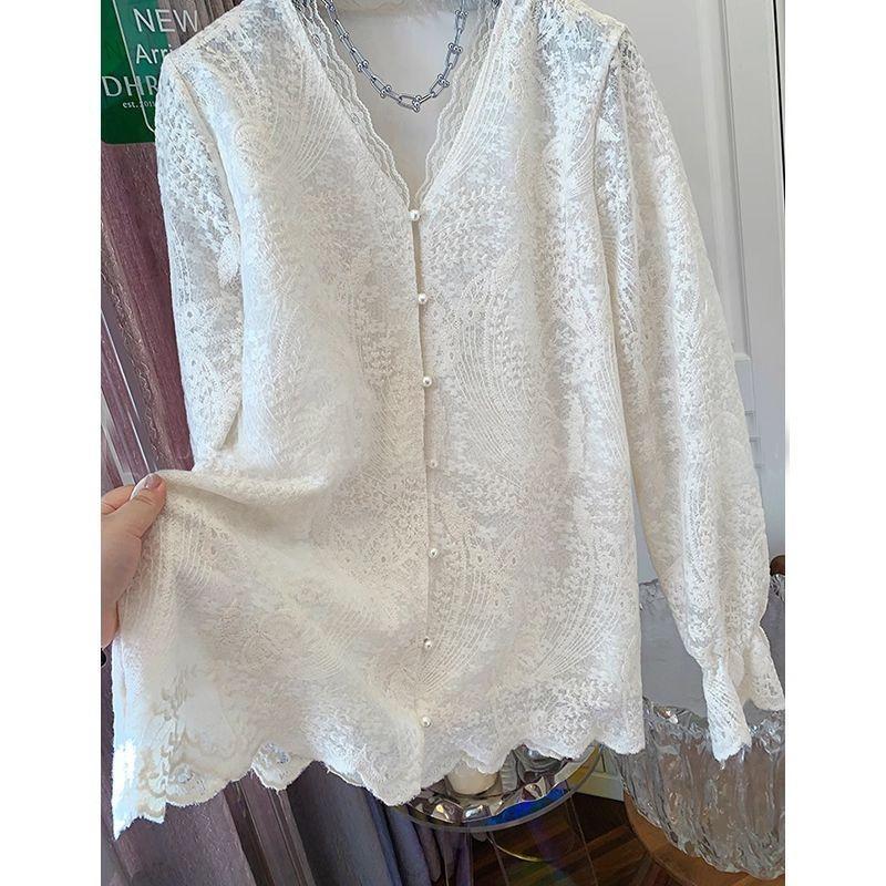 High-end lace shirt women's  early spring new inner bottom shirt high-end European top
