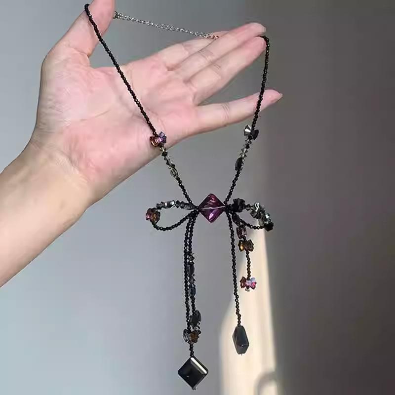 Mörkt glasbåge pärlfransad halsband temperament högklassig nyckelbenskedja nisch mångsidiga modeaccessoarer