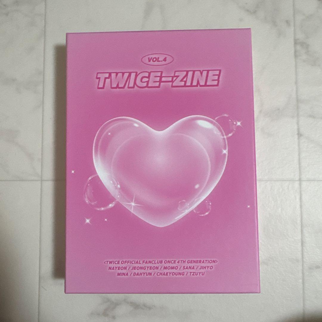 

[USED] Exclusive to Korea! TWICE 4th Generation Korean Fan Club Benefits