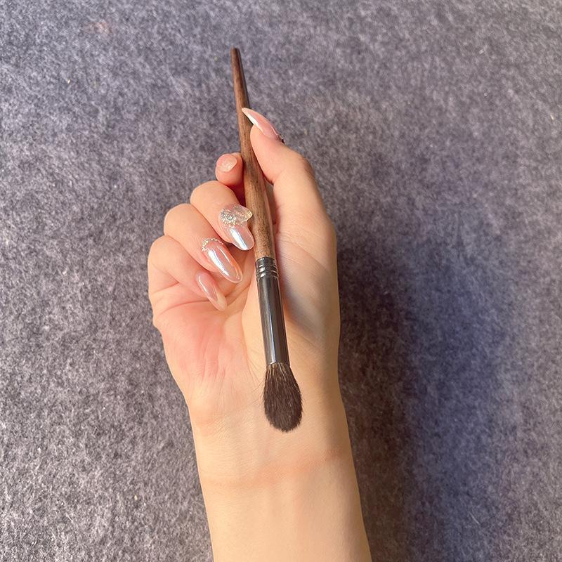 Flame Blending Brush - Fine Soft Bristles for Highlight, Contour, Blush - Single Pack