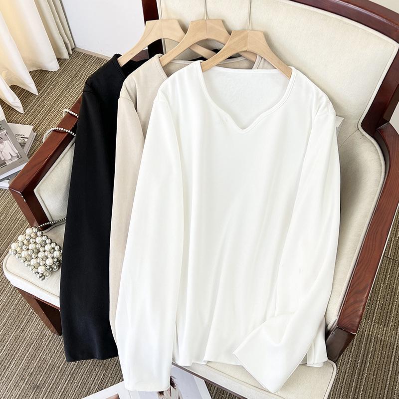 

Plus Size Warm V-Neck Long Sleeve Velvet Base Layer Top - Slimming and Thickened for Winter XXL