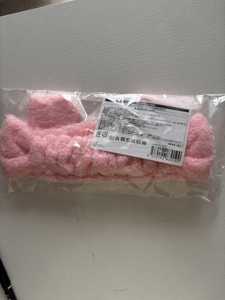 [USADO] TWICE MOVELY Diadema Momo Rosa