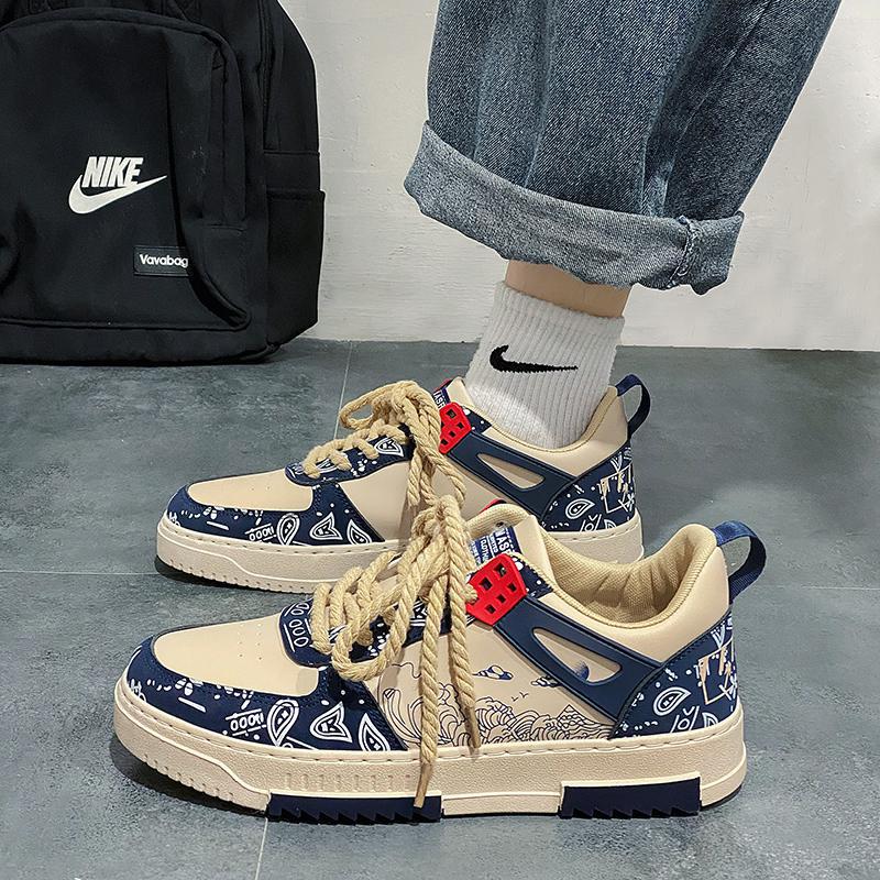 

2025 spring new men s shoes comfortable little white shoes men s Korean version trendy versatile shoes men s sports and leisure trendy shoes 44