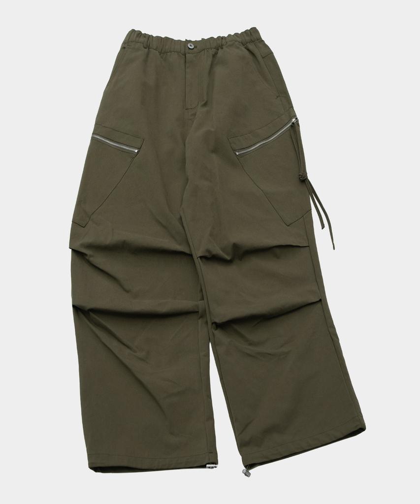 SOMEPLACE MAN Plain Diagonal Zipper Pocket Strap Parachute Wide Pants_2 Colors