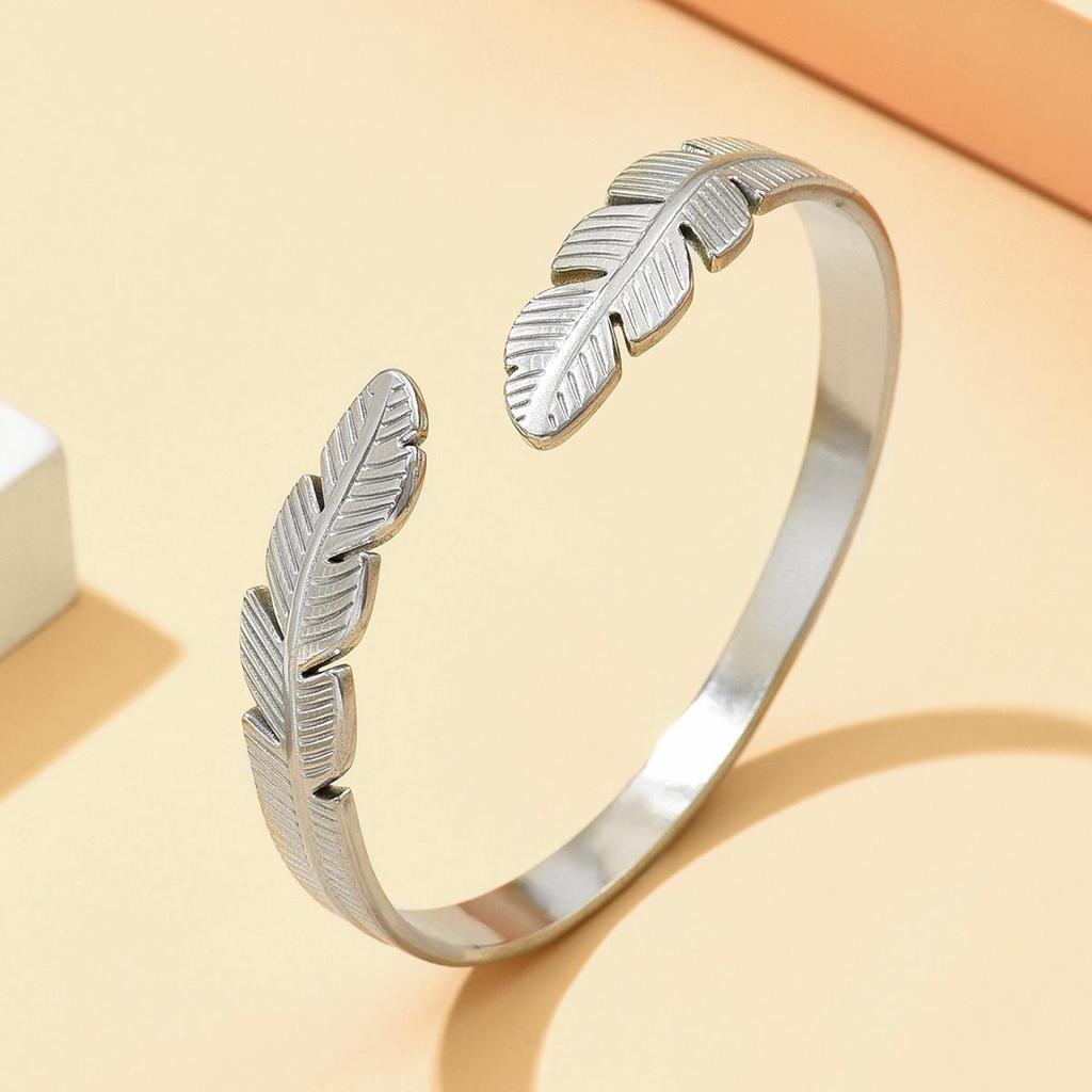 Versatile Feather Stainless Steel Leaf Bracelet - Retro Open Adjustable Design