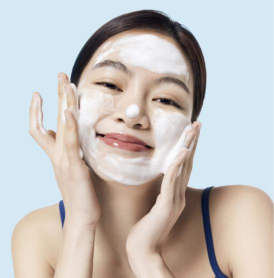 belif Moisturizing Balm Soft Cloud Cleanser 150ml (+Soft Cleansing Pad)