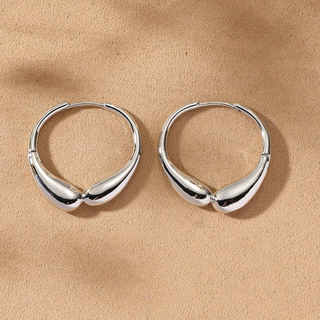 Romantic French Minimalist Copper-Plated Luxury Ear Hoops and Studs 2025