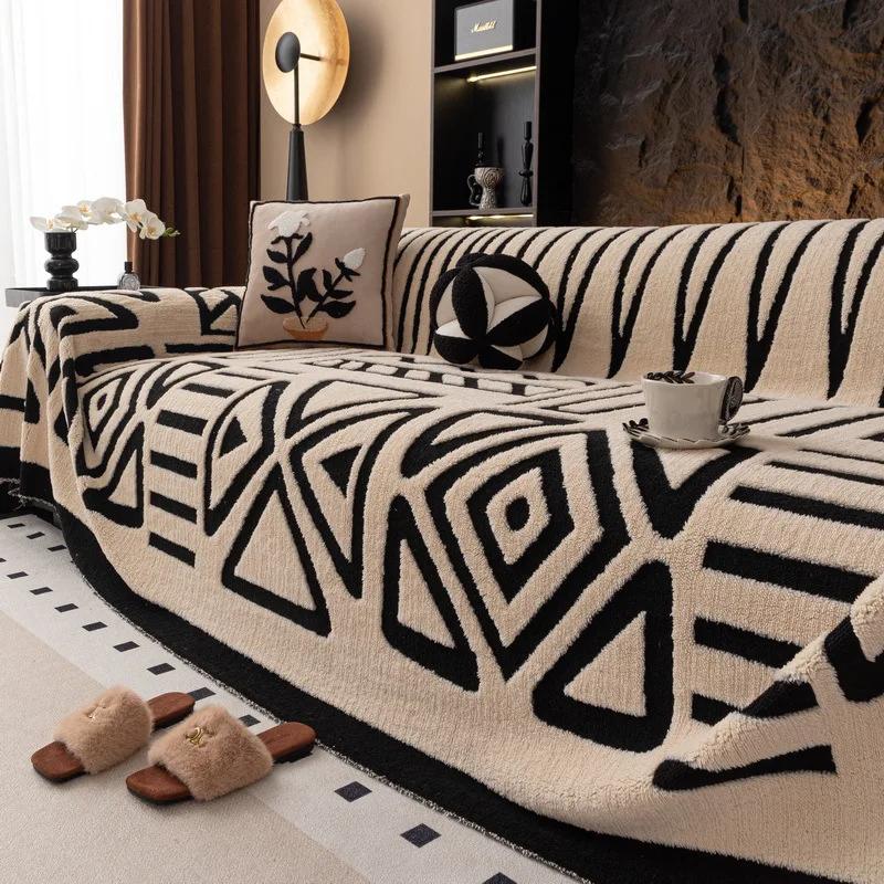 1pc Plush Sofa Cover - Modern Black & White Geometric Pattern,it for 1/2/3/4-Seater & Sectional Sofas - Luxury Living Room Decor