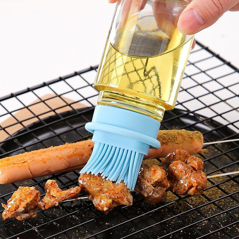 Kitchen Oil Brush Silicone Brush with Bottle PancakeHigh-temperature ResistantHairless Integrated Baking Food Brush Bakewares
