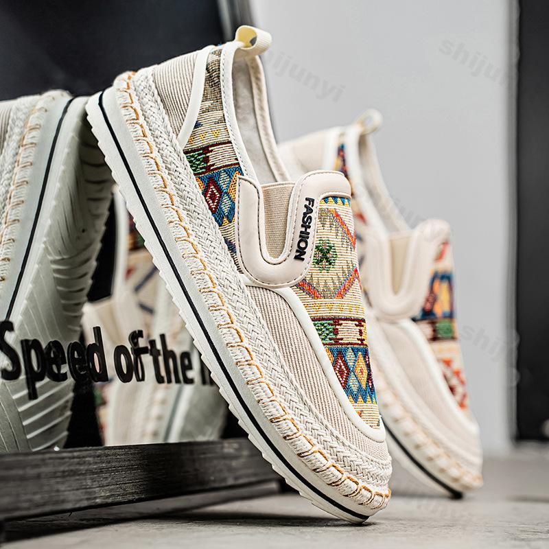 Fashion Fisherman Shoes Men's 2025 Style Cloth Surface Shoes Print Design Comfortable Fashion Trend Lightweight Slip on Casual Sneakers