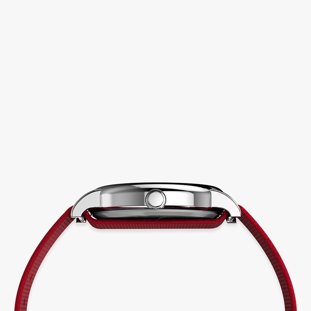 TIMEX Peanuts Weekender Snoopy Woodstock NATO Strap Watch 38mm TW2Y31200