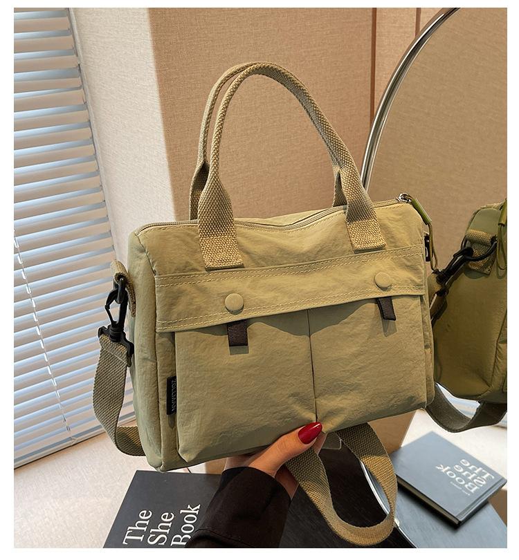 

Multi-pocket handbag Large capacity simple casual women s shoulder bag Versatile commuter student messenger bag one size fits all зелений