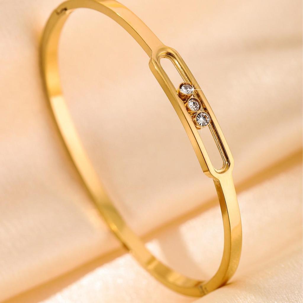 Gold-Plated Diamond-Studded Women's Bracelet - Light Luxury, European & American Style, Starry Sky Design, Stainless Steel