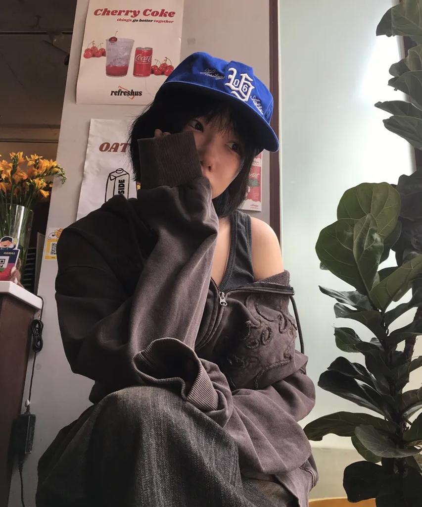 Yunibeoseugameonteu Vtg Typo 5-Panel Washing Cap_Blue
