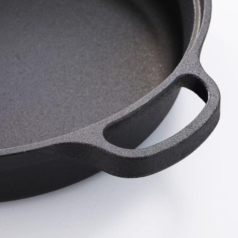 Cast iron amphora pan wholesale household uncoated pancake water frying bag frying pan universal vintage pig iron non-stick pan