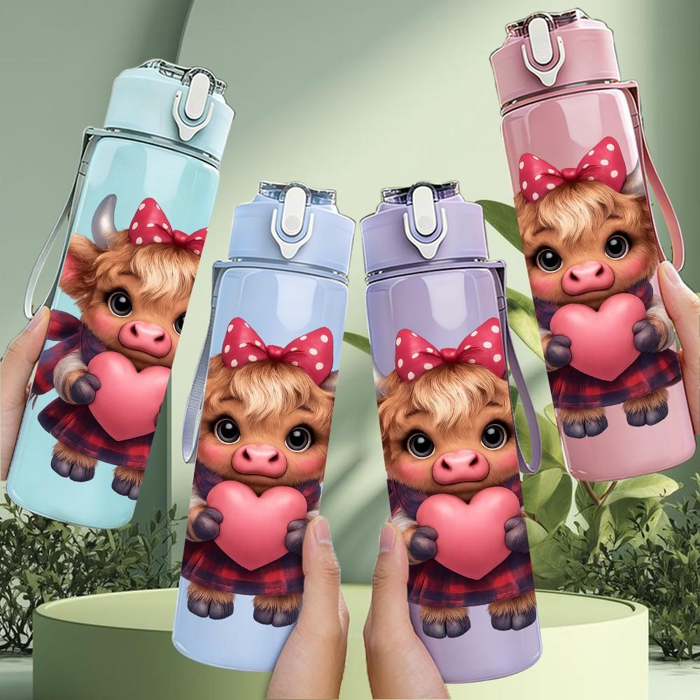 1PC Lovely Cow Heart 750ml Color Plastic Sports Water Bottle Leakproof Flip Straw Lid Suitable for Sports Office Home Use