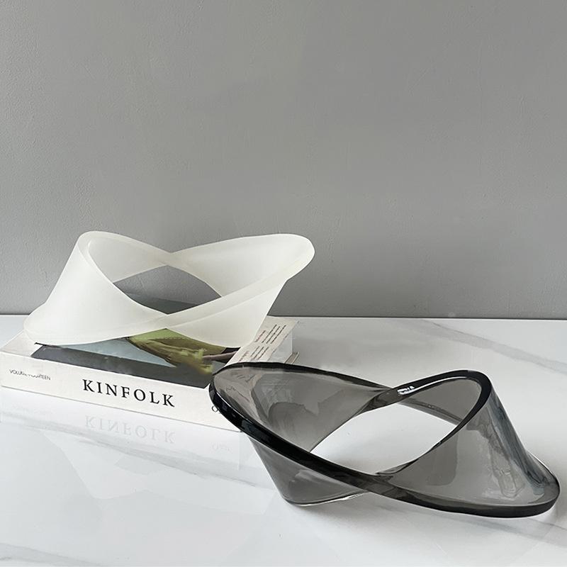 Transparenter Acryl-UFO Geometrischer Hohl-Dekorationsartikel Abstrakte Handarbeiten Dekorationsfiguren Heimdekoration