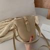 New Korean Tide Simple Retro Handheld Bucket Bag Hundreds of Sen Department Teenage Girls Shoulder Crossbody Small Bag