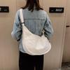 Faionable Canvas Women's Dumpling Bag Solid Color Large Capacity Crossbody Bags Shoulder Bag for Travel and Commuting