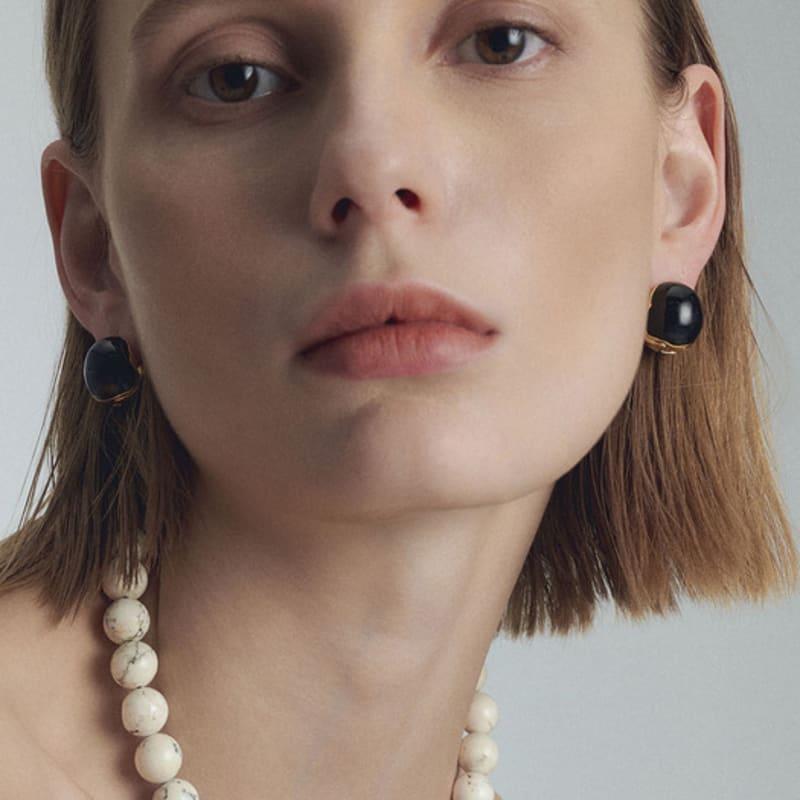 Viollina Enamel Ball Earrings_Black_2colors