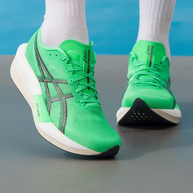 ASICS 1013A183-300 Нейтральные беговые кроссовки EU 43.5 зелёный