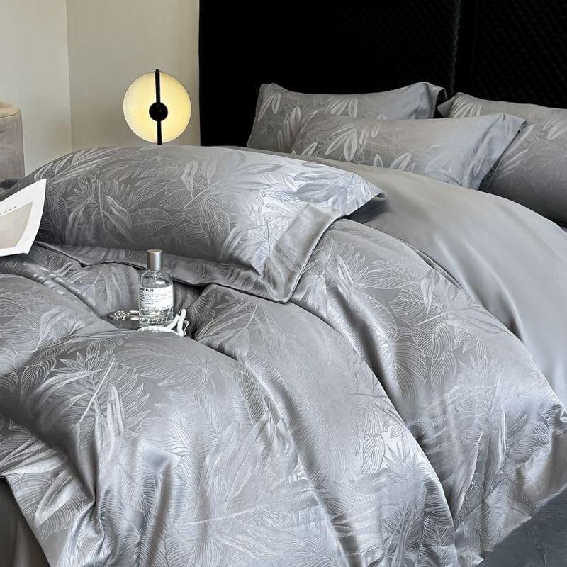 Luxurious Ice Silk Jacquard Duvet Cover Set - Summer Silky Bedding, Light Nude Three-Piece Set.