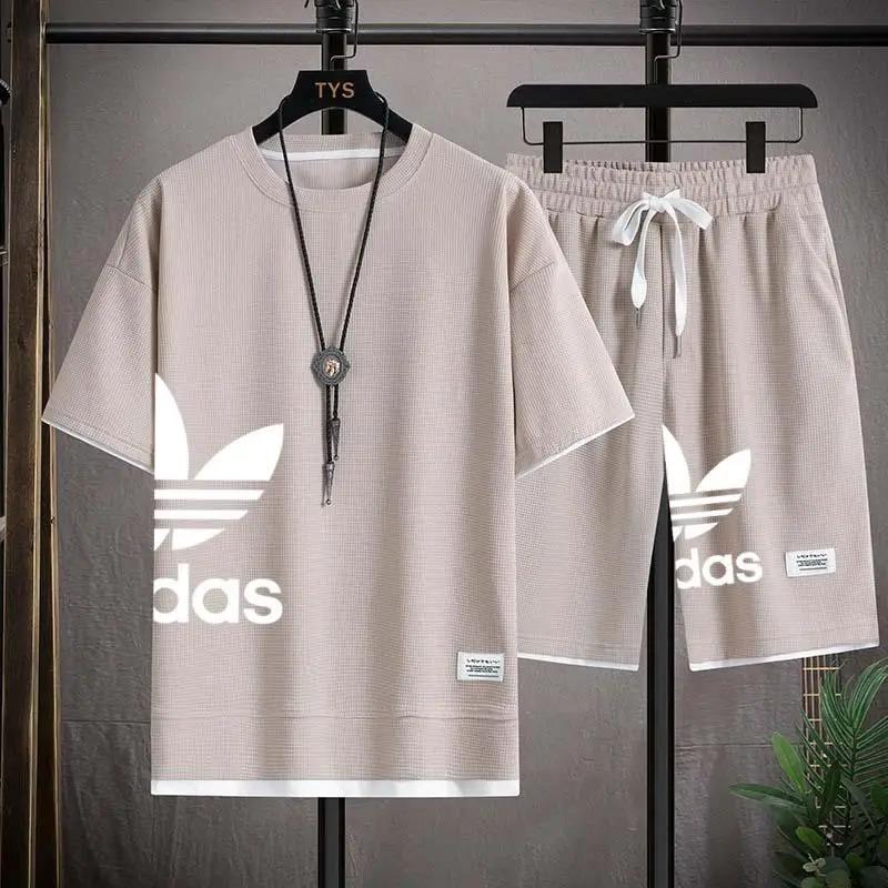 Nuovissimo Abbigliamento Sportivo Estivo Comodo da Uomo, Set Due Pezzi T-shirt a Maniche Corte e Pantaloncini Casual da Pallacanestro 2025