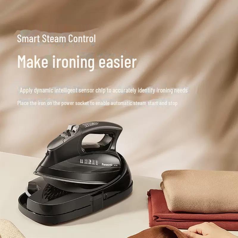 Panasonic Kabelloses Handdampfbügeleisen mit hoher Leistung L93R für Schneider und Haushalte