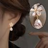 1 par de brincos de pino transparentes gota d'água dourados elegantes luxuosos strass incrustados flor brincos pendurados joias da moda