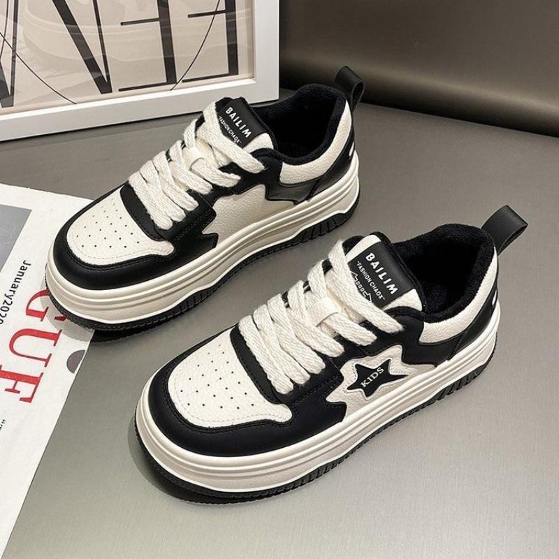 Women Platform Sneakers Star Design Lace Up Skateboard Flat Outdoor Comfortable Running Sports Shoes Tennis Jogging Sneakers