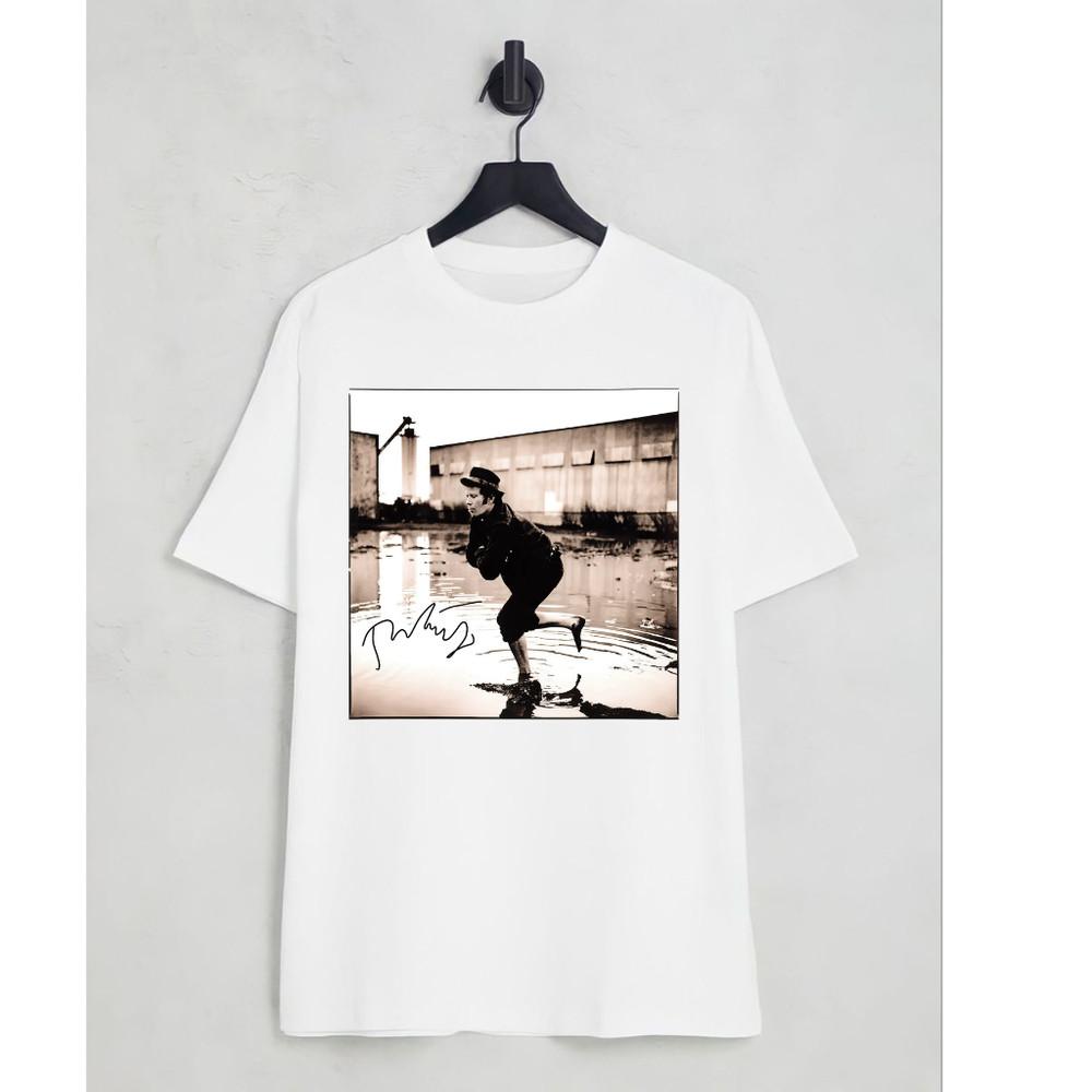 Tom Waits White Music Fan Basic Unisex T-Shirt – Sizes S–5XL Unisex T-Shirt S