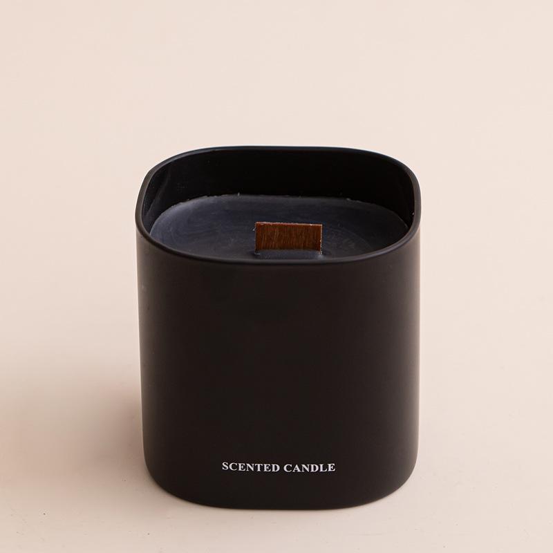 Scented Soy Wax Aroma Candle in Minimalist Gift Box – Perfect for Hotel, Bedroom, or Home Decor