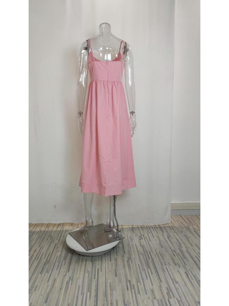 2026 Stylish European & American Women's Slimming Low-Cut Swing Dress