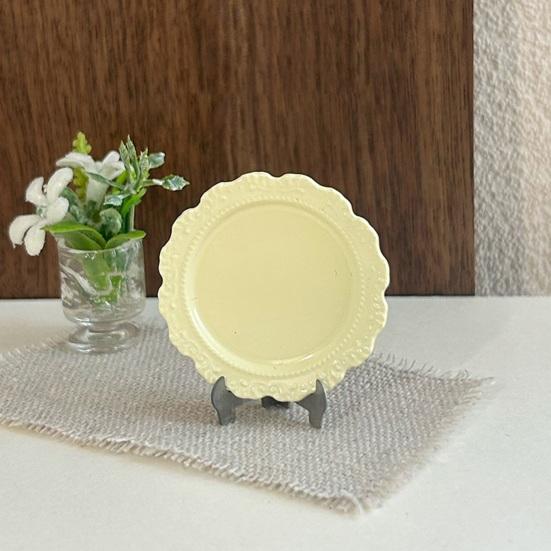 3 Pcs 1/6 1/12 Scale Miniature Dish Plates Alloy Dollhouse Kitchen Accessories Vintage Tiny Tableware for DIY Crafts Pretend Play