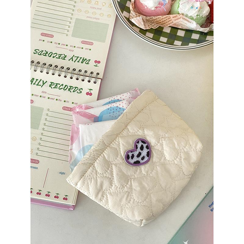 Ins Embroideried Small Cosmetic Bag Pouch Quilted Cotton Love Makeup Bag Travel Organizer Clutch Bag Women Sanitary Pad Pouch