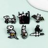 Creative Punk Animal Skeleton Brooch: Dark Metal Badge for Halloween Backpack Decoration