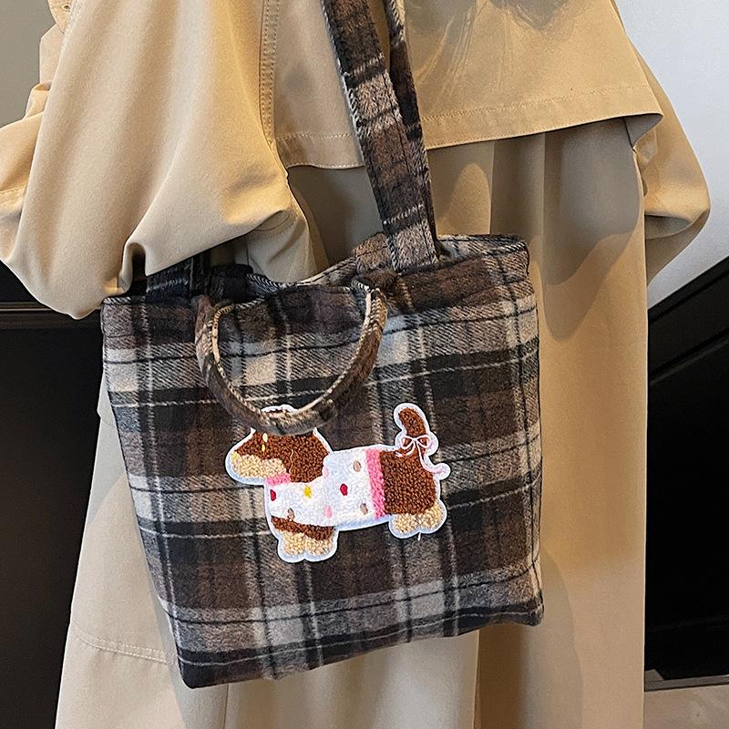 Herbst und Winter Wollkarierte Tasche Damen Neue Cartoon-Welpen-Einkaufstasche Lässige Schultertasche mit großer Kapazität Damen
