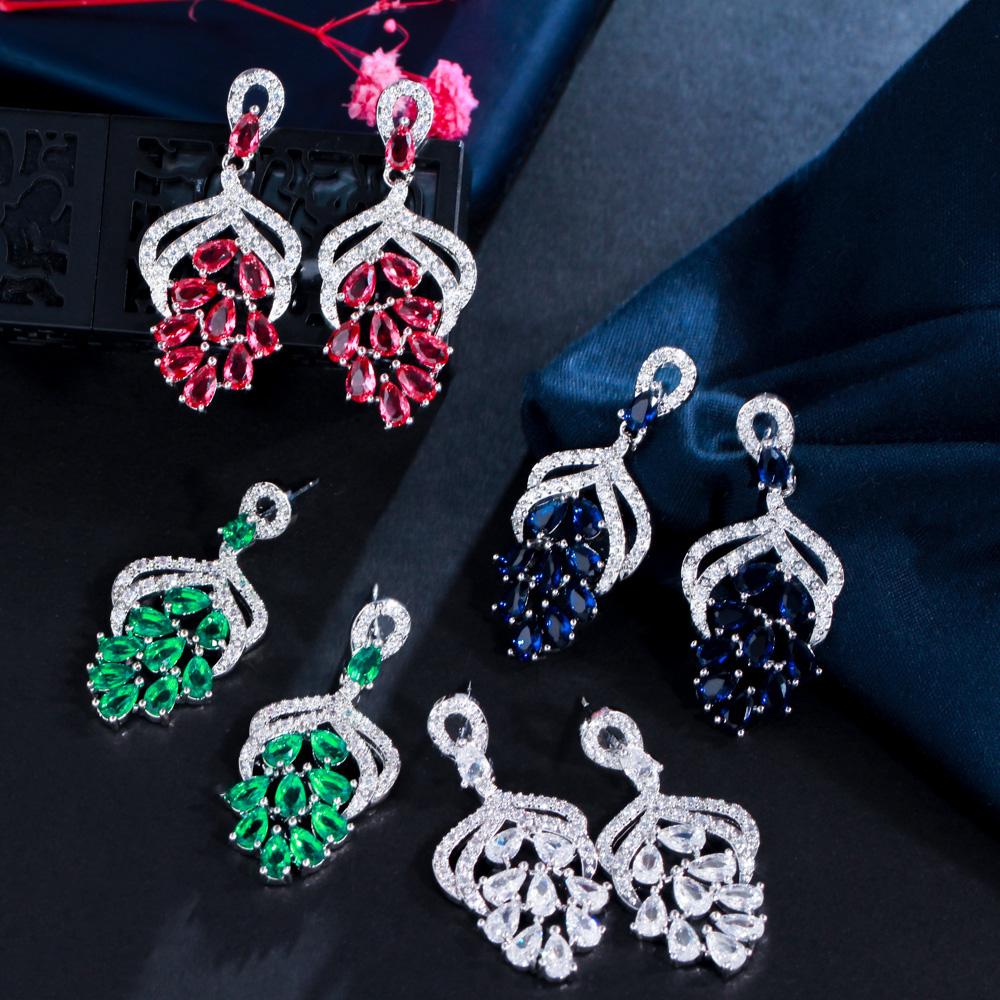 Cercei cu picătură cu zirconiu, în formă de floare de struguri CMM, verde smarald