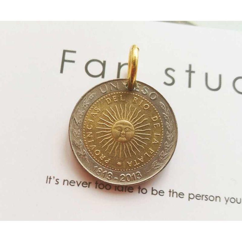 

Niche Style Apollo round Card Original Design Coin Sun God single pendant without chain