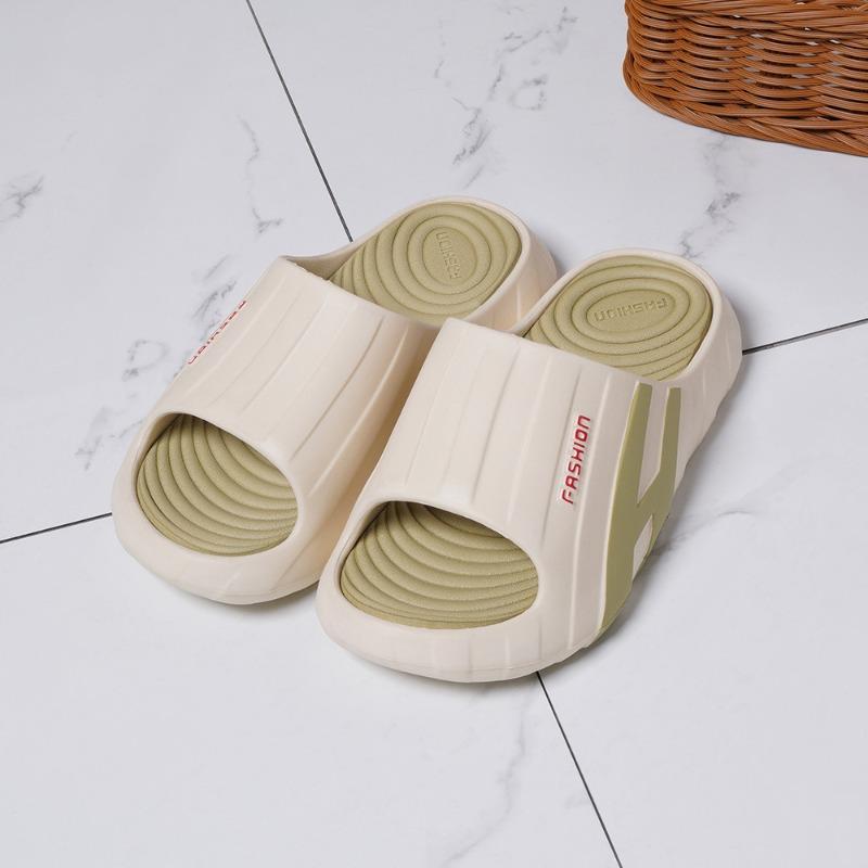 New summer men's one-word drag home outdoor sports non-slip thick bottom stepping on shit slippers sandals