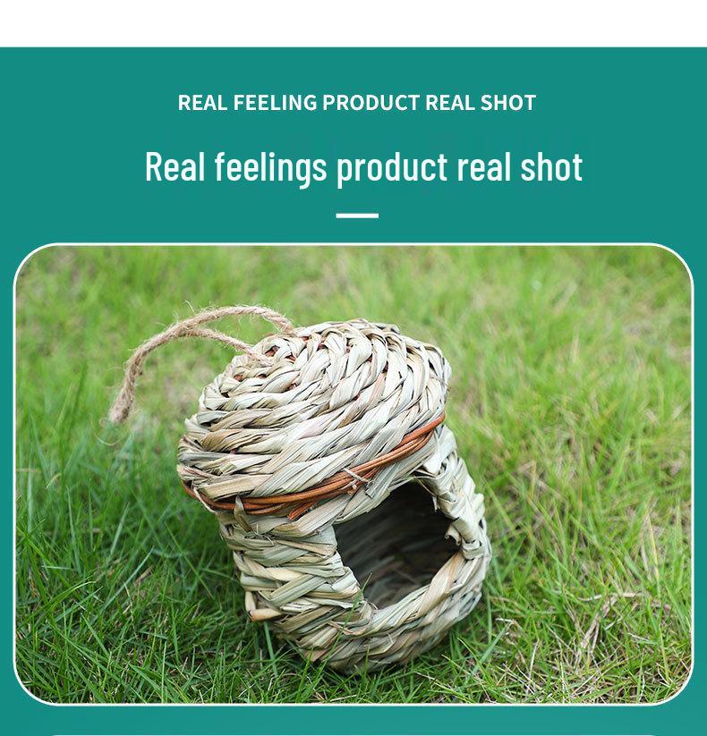 Handmade Outdoor Woven Straw Birdhouse: Warm Bird Nest Pendant for Home Decoration