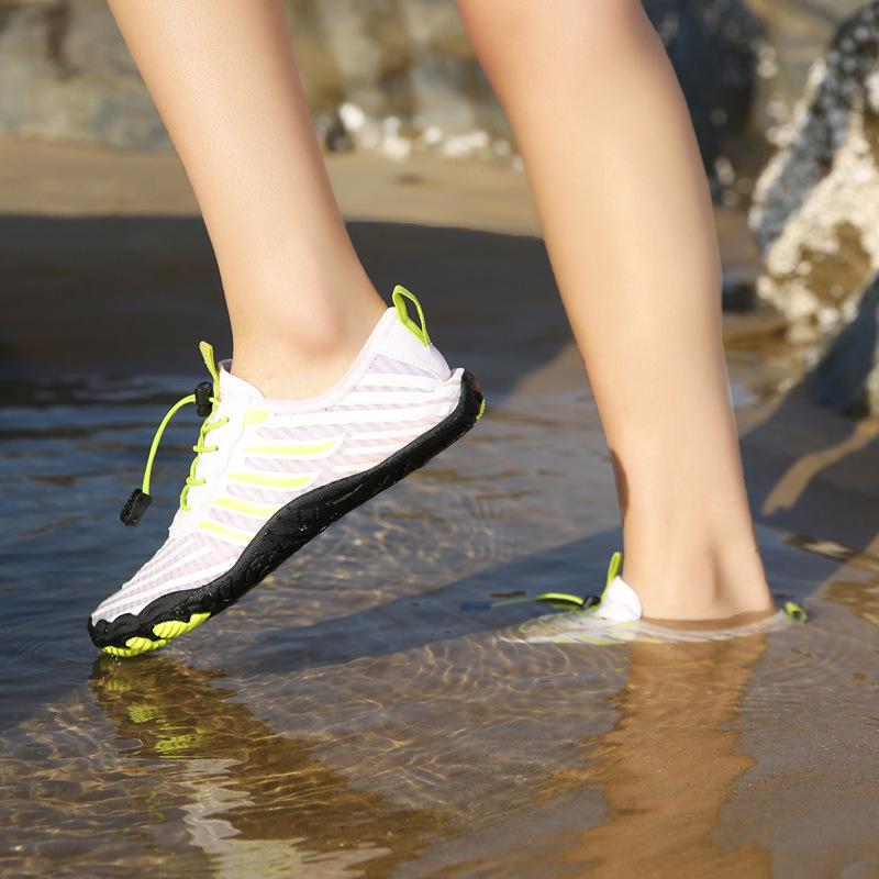 Große Fünf-Finger-Bachwasserschuhe für Damen, rutschfeste Tauch- und Radschuhe mit Gummisohle für Outdoor- und Geländeaktivitäten.
