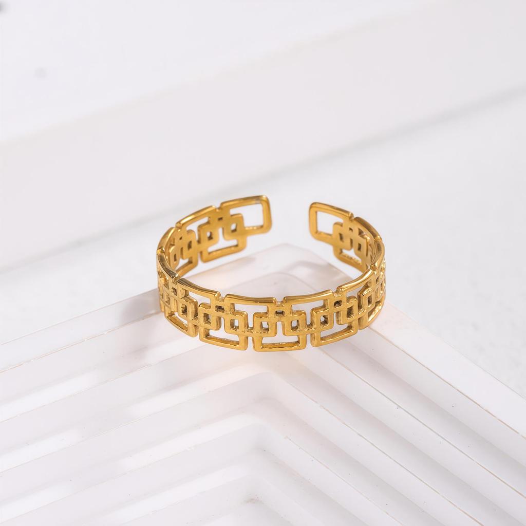 Stylish Stainless Steel Geometric Adjustable Ring with Metallic Finish