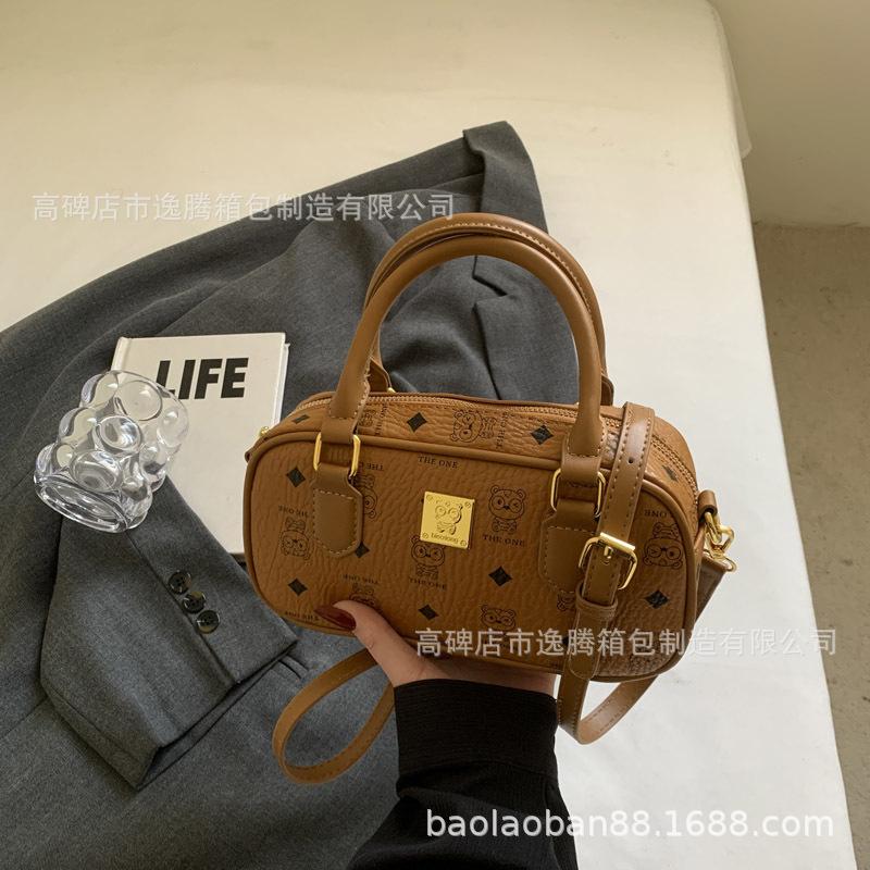 

Women s bag new shoulder crossbody small square bag pillow bag bear print trendy bag